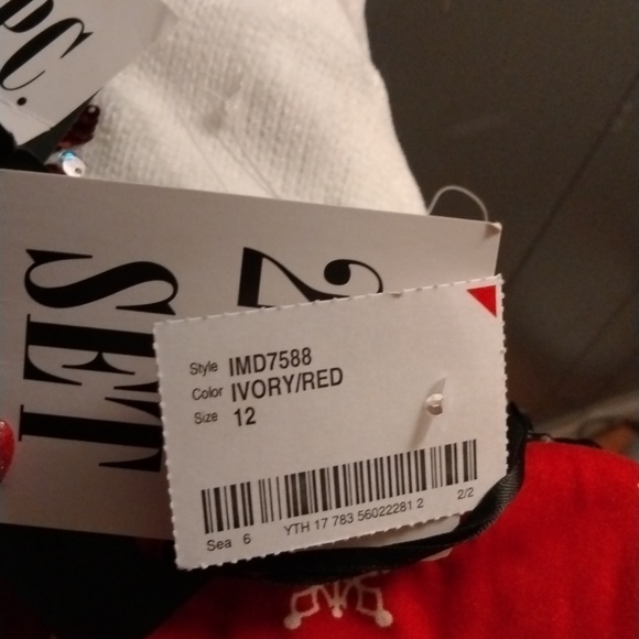 Two piece snow flake sweater and pant set size girls twelve. Beautiful vibrant. - Picture 6 of 7